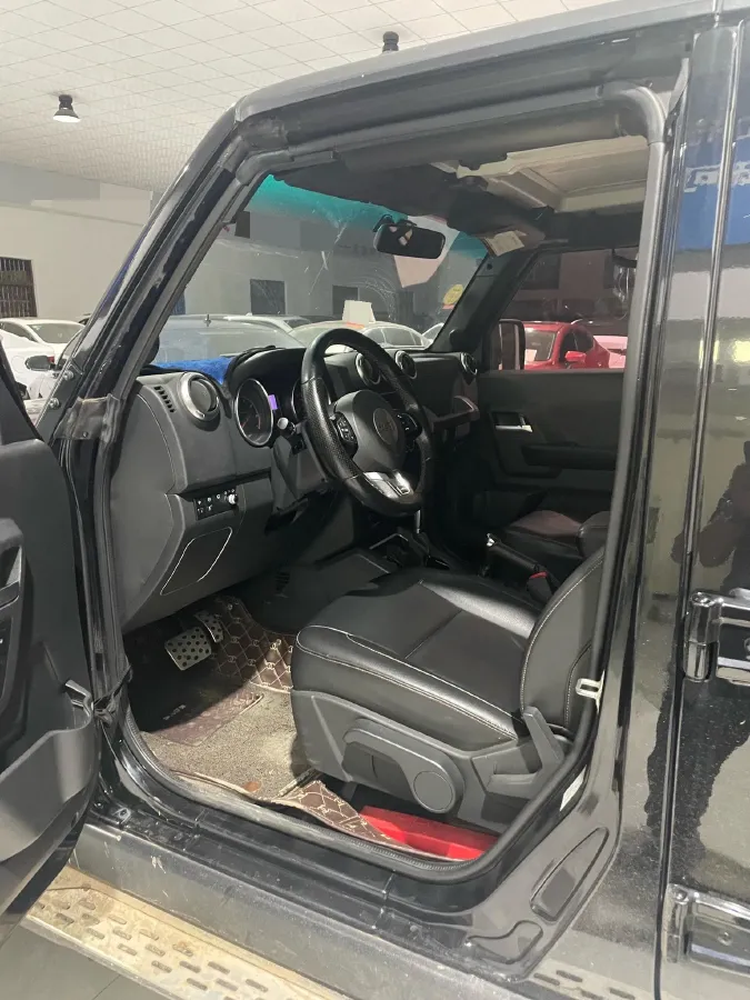 2017 Beijing BJ40 2.3T 250HP L4 6AT,autocango,china used car exporter,china ev exporter,chinese used car exporter,chinese used ev exporter
