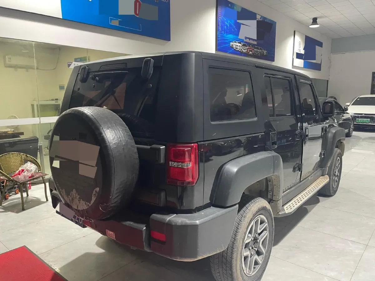 2017 Beijing BJ40 2.3T 250HP L4 6AT,autocango,china used car exporter,china ev exporter,chinese used car exporter,chinese used ev exporter