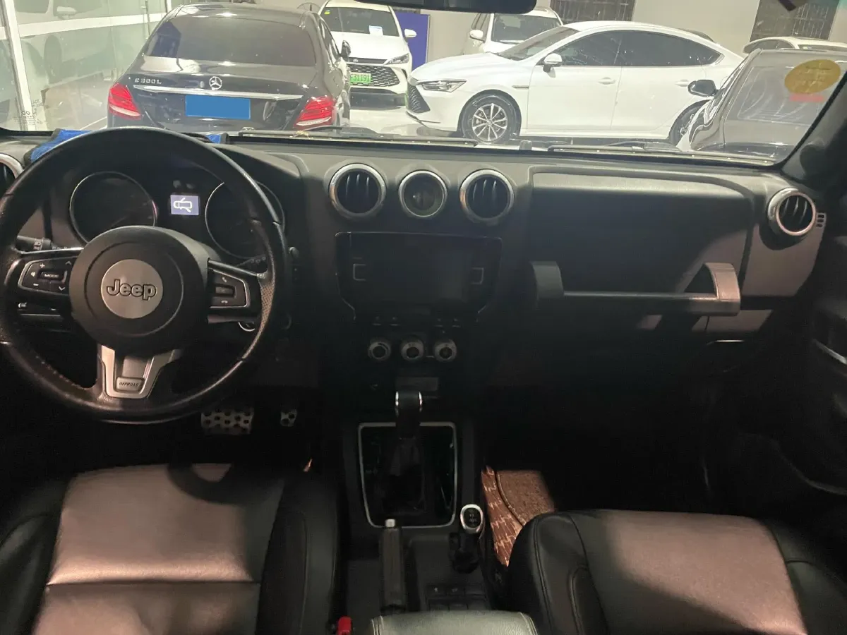 2017 Beijing BJ40 2.3T 250HP L4 6AT,autocango,china used car exporter,china ev exporter,chinese used car exporter,chinese used ev exporter