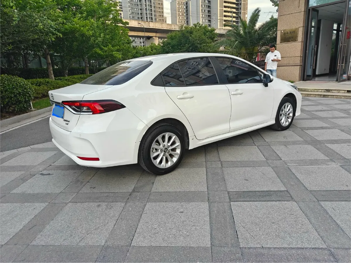 2021 Toyota Corolla 1.2T 116HP L4 CVT,autocango,china used car exporter,china ev exporter,chinese used car exporter,chinese used ev exporter