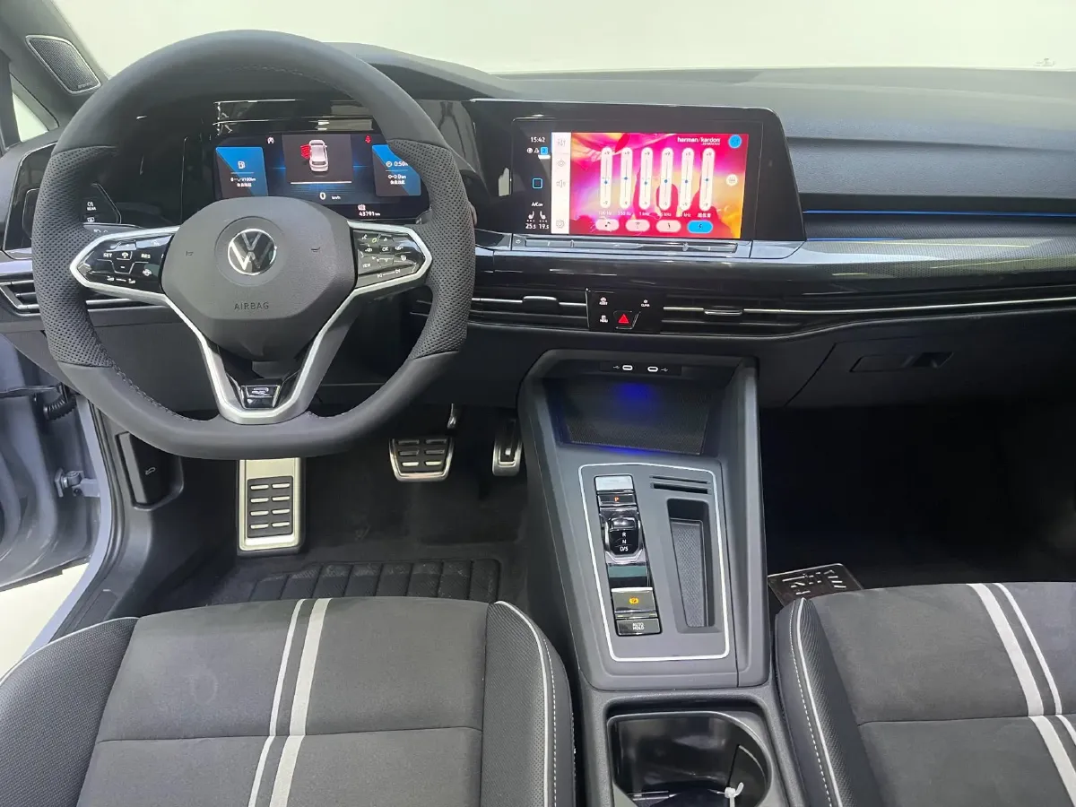 2021 Volkswagen Golf 1.4T 150HP L4 7DCT,autocango,china used car exporter,china ev exporter,chinese used car exporter,chinese used ev exporter