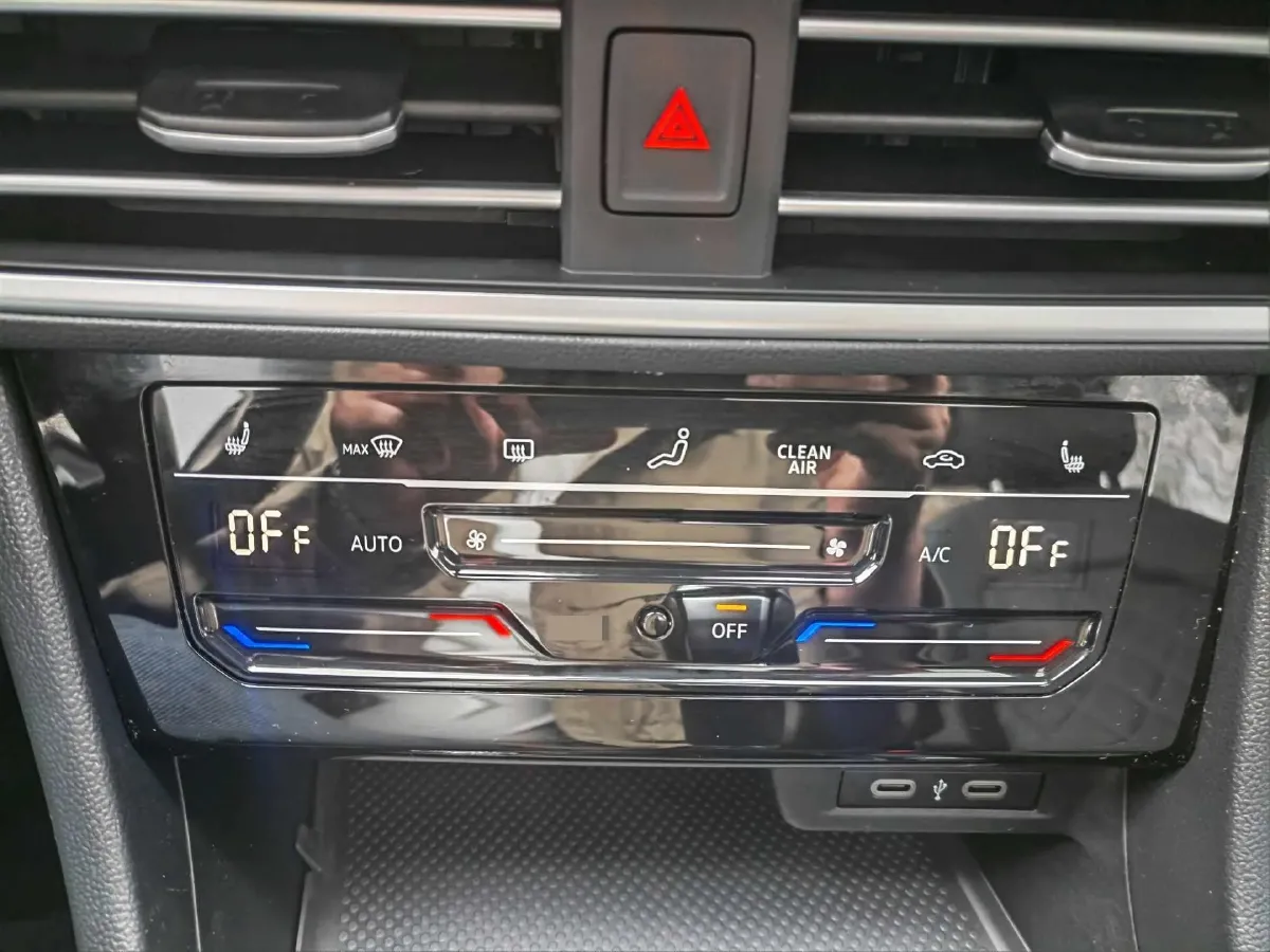 2023 Volkswagen Sagitar 1.4T 150HP L4 7DCT,autocango,china used car exporter,china ev exporter,chinese used car exporter,chinese used ev exporter