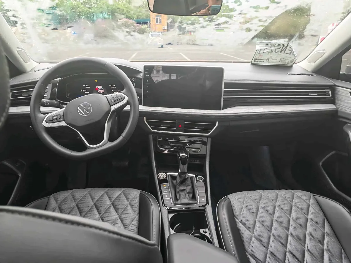 2023 Volkswagen Sagitar 1.4T 150HP L4 7DCT,autocango,china used car exporter,china ev exporter,chinese used car exporter,chinese used ev exporter