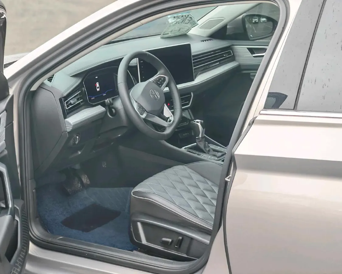 2023 Volkswagen Sagitar 1.4T 150HP L4 7DCT,autocango,china used car exporter,china ev exporter,chinese used car exporter,chinese used ev exporter