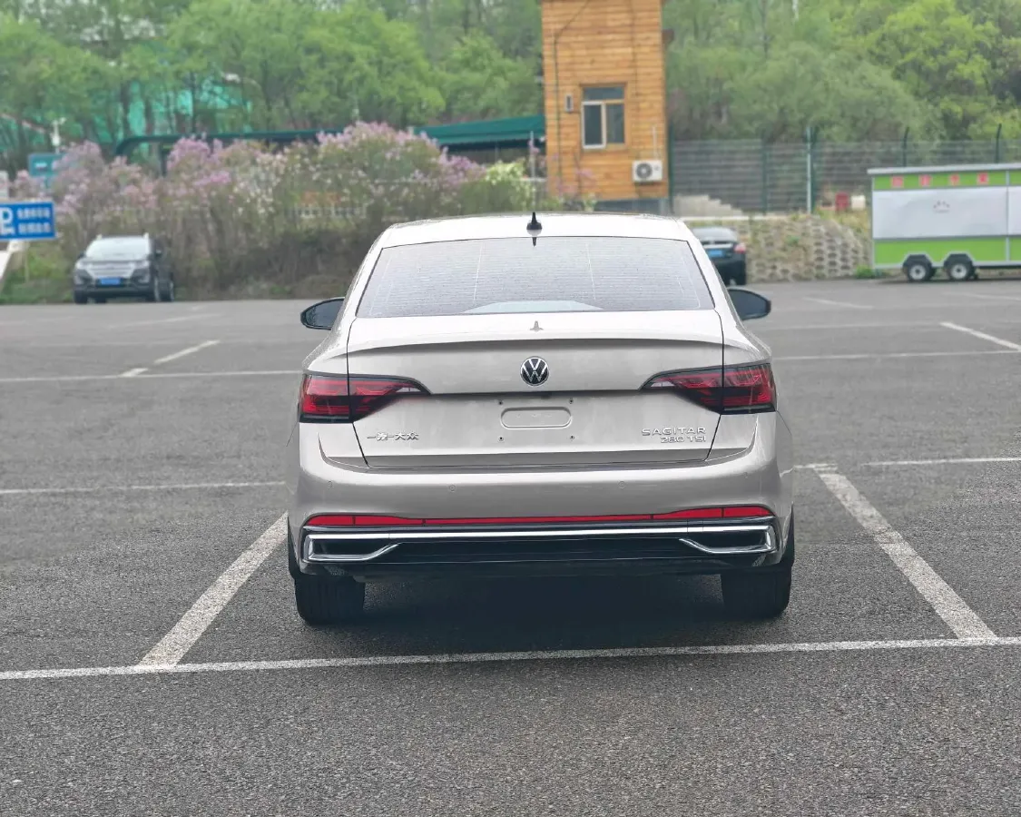 2023 Volkswagen Sagitar 1.4T 150HP L4 7DCT,autocango,china used car exporter,china ev exporter,chinese used car exporter,chinese used ev exporter