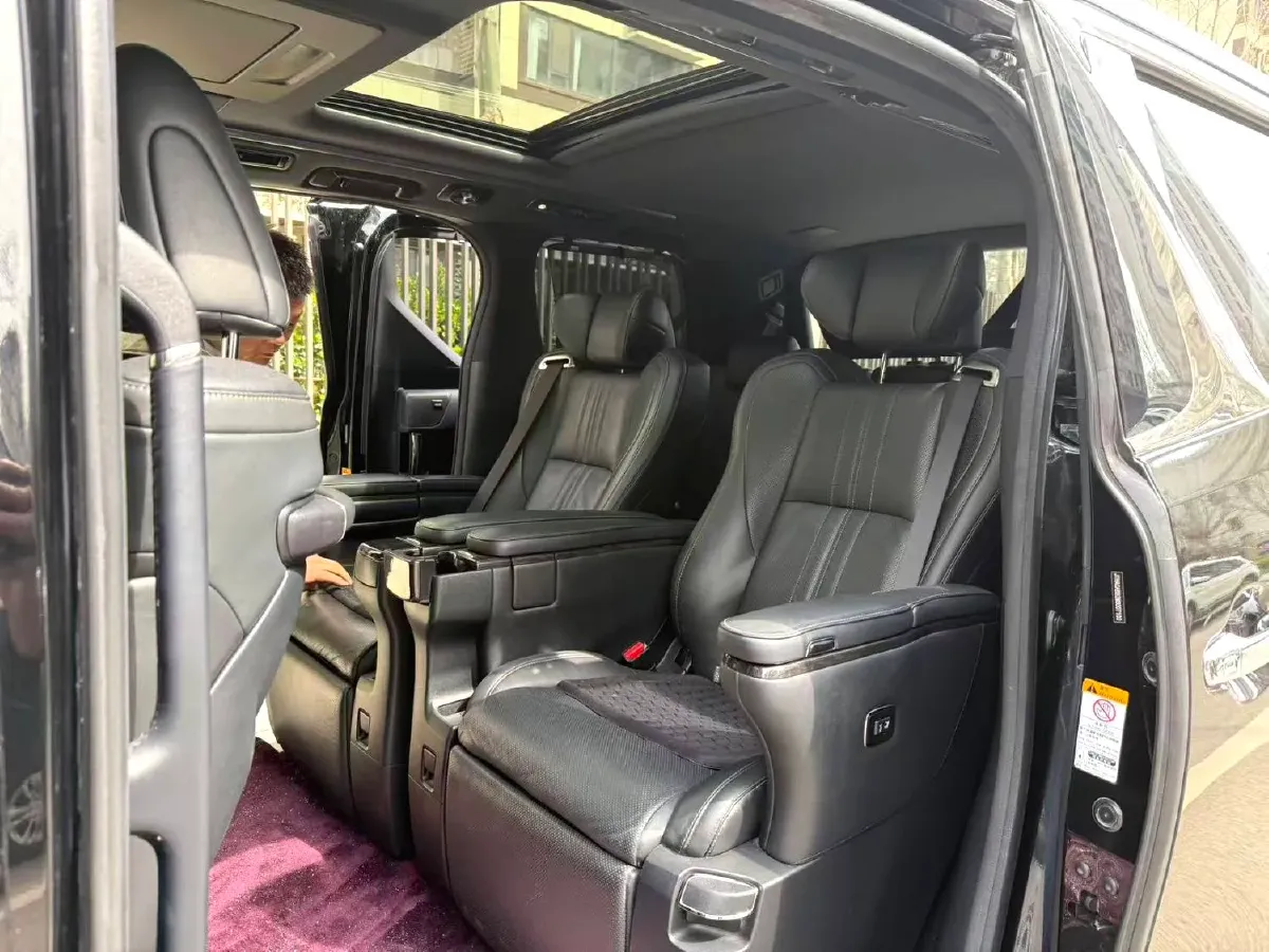 2020 Lexus LM 2.5L 117HP L4 E-CVT Hybrid,autocango,china used car exporter,china ev exporter,chinese used car exporter,chinese used ev exporter