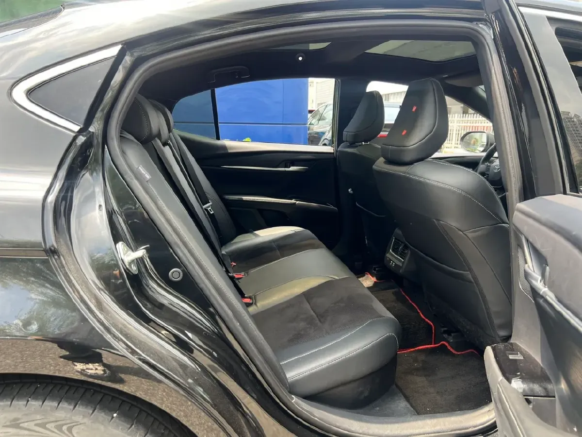 2024 Toyota Camry 2.0L 152HP L4 E-CVT Hybrid,autocango,china used car exporter,china ev exporter,chinese used car exporter,chinese used ev exporter