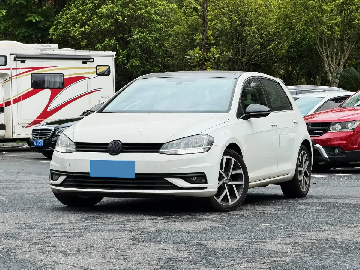 2020 Volkswagen Golf 1.4T 150HP L4 7DCT,autocango,china used car exporter,china ev exporter,chinese used car exporter,chinese used ev exporter