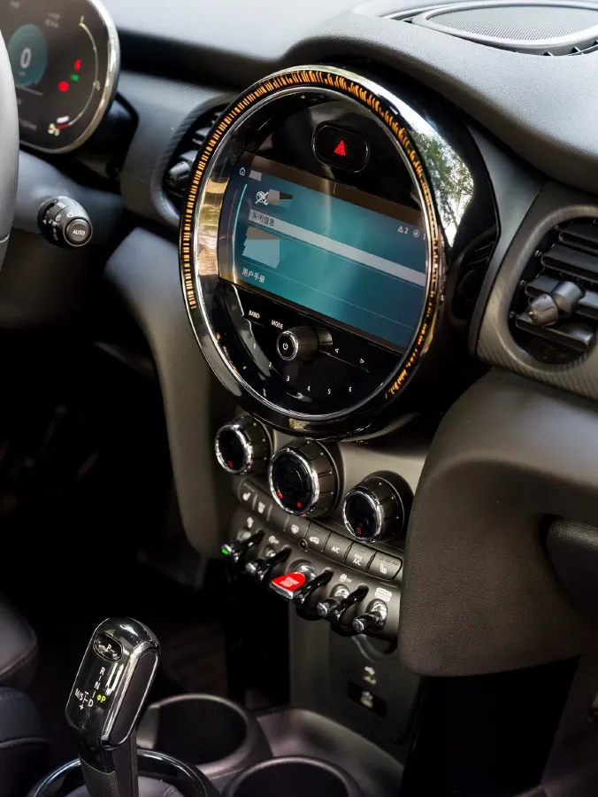 2023 MINI MINI 2.0T 178HP L4 7DCT,autocango,china used car exporter,china ev exporter,chinese used car exporter,chinese used ev exporter