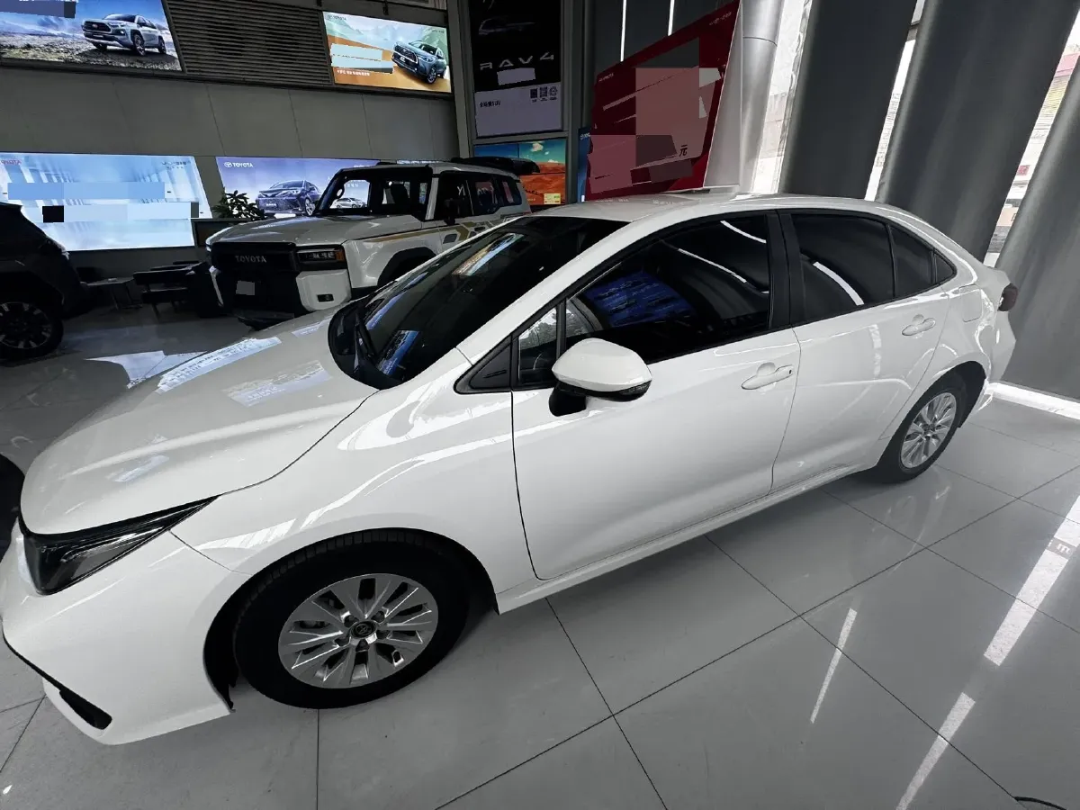 2021 Toyota Corolla 1.2T 116HP L4 CVT,autocango,china used car exporter,china ev exporter,chinese used car exporter,chinese used ev exporter