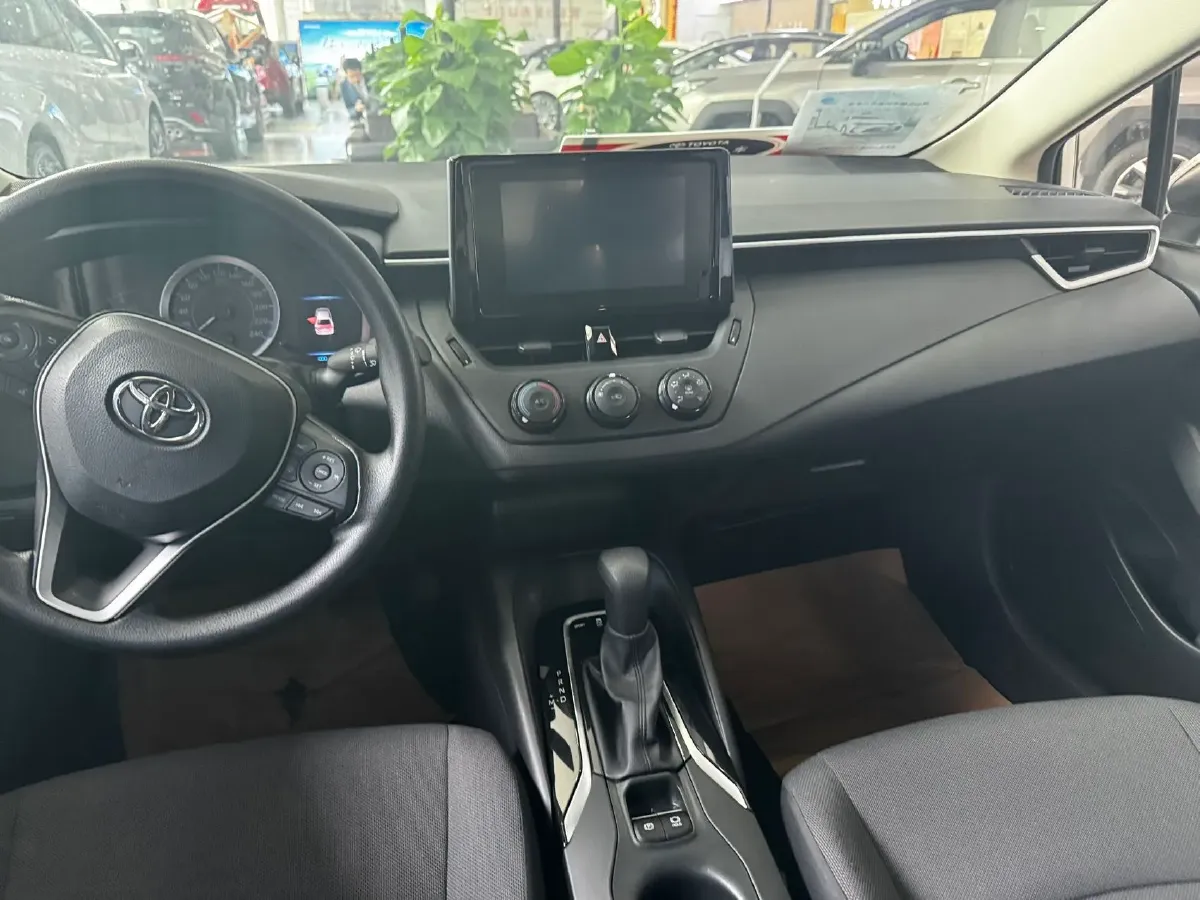 2021 Toyota Corolla 1.2T 116HP L4 CVT,autocango,china used car exporter,china ev exporter,chinese used car exporter,chinese used ev exporter