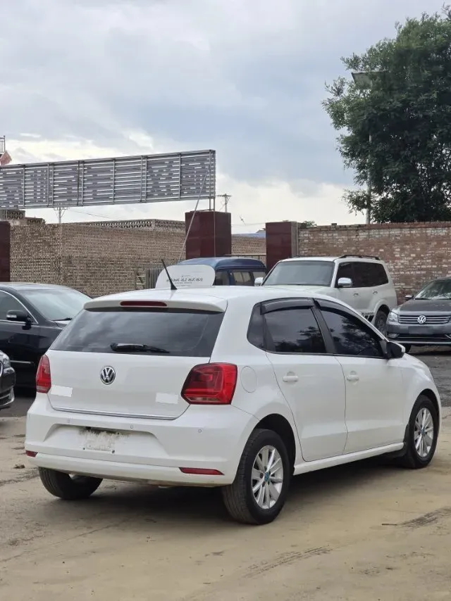2016 Volkswagen Polo 1.4L 90HP L4 5MT,autocango,china used car exporter,china ev exporter,chinese used car exporter,chinese used ev exporter