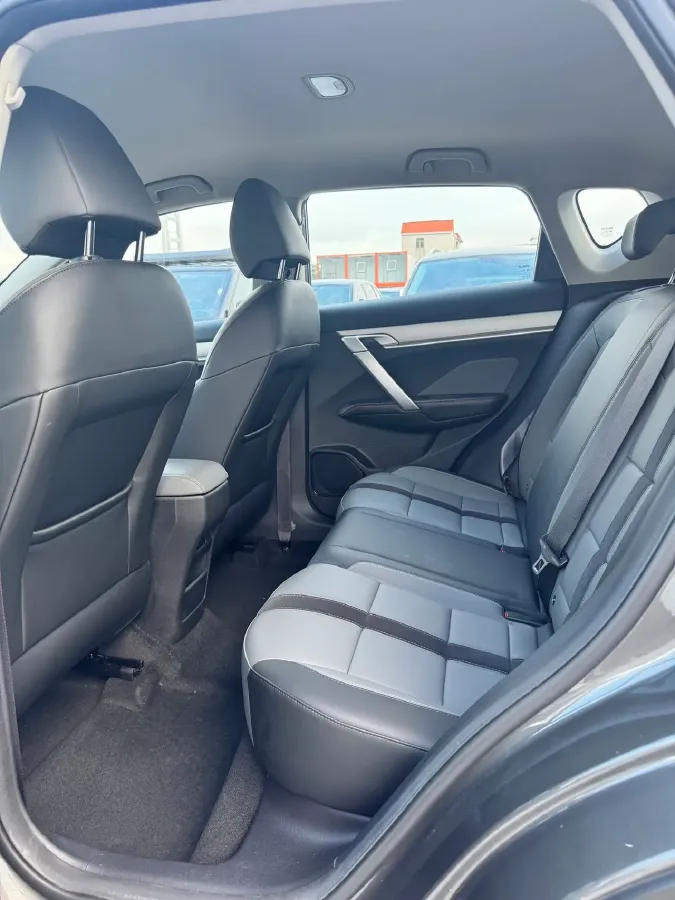 2023 Geely Coolray 1.4T 141HP L4 6MT,autocango,china used car exporter,china ev exporter,chinese used car exporter,chinese used ev exporter
