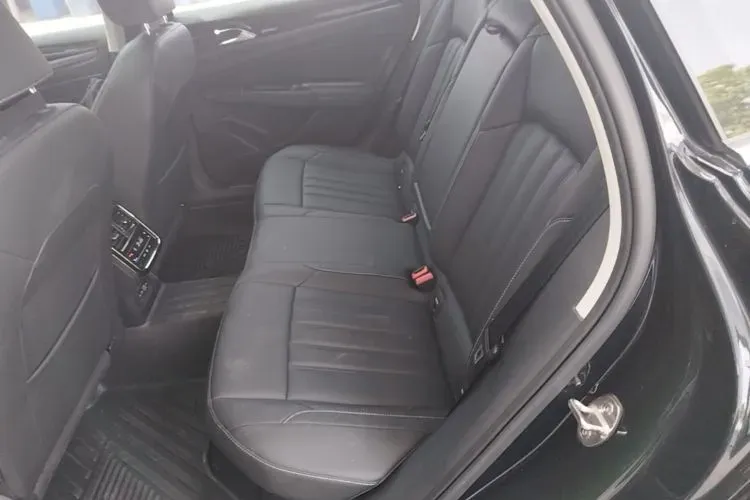 2022 Volkswagen Passat 1.4T 150HP L4 6DCT PHEV 13KWH,autocango,china used car exporter,china ev exporter,chinese used car exporter,chinese used ev exporter
