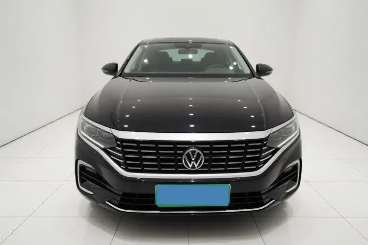 2022 Volkswagen Passat 1.4T 150HP L4 6DCT PHEV 13KWH,autocango,china used car exporter,china ev exporter,chinese used car exporter,chinese used ev exporter