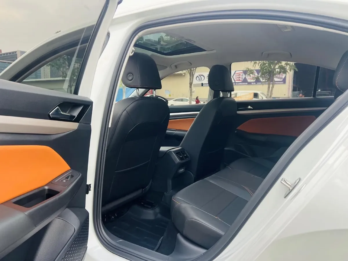 2024 Volkswagen Bora 1.2T 116HP L4 7DCT,autocango,china used car exporter,china ev exporter,chinese used car exporter,chinese used ev exporter
