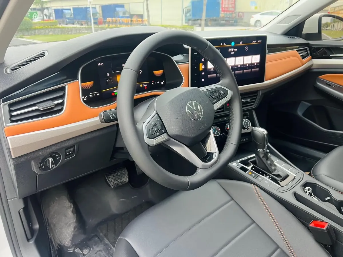 2024 Volkswagen Bora 1.2T 116HP L4 7DCT,autocango,china used car exporter,china ev exporter,chinese used car exporter,chinese used ev exporter