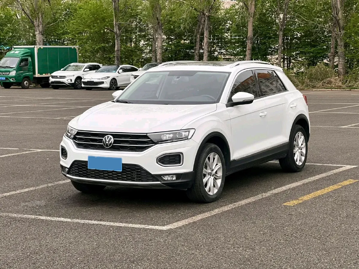 2021 Volkswagen T-Roc 1.4T 150HP L4 7DCT,autocango,china used car exporter,china ev exporter,chinese used car exporter,chinese used ev exporter