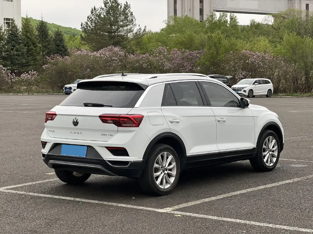 2021 Volkswagen T-Roc 1.4T 150HP L4 7DCT,autocango,china used car exporter,china ev exporter,chinese used car exporter,chinese used ev exporter