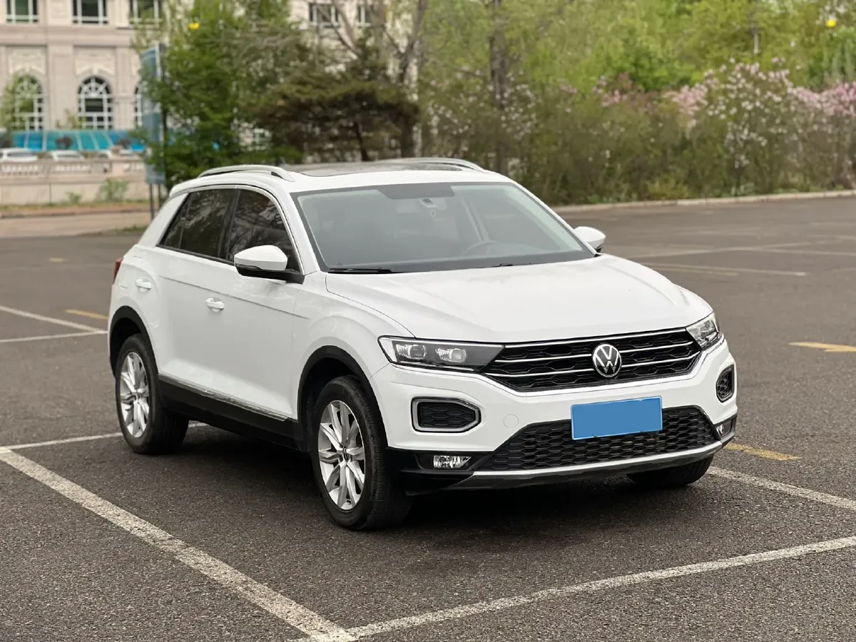 2021 Volkswagen T-Roc 1.4T 150HP L4 7DCT,autocango,china used car exporter,china ev exporter,chinese used car exporter,chinese used ev exporter