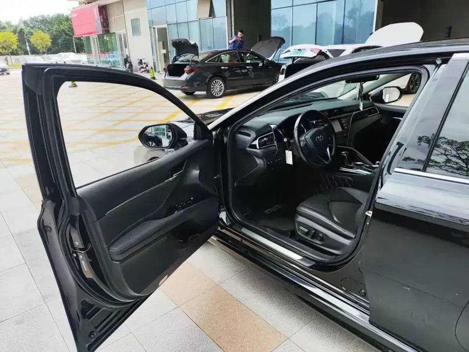 2018 Toyota Camry 2.5L 209HP L4 8AT,autocango,china used car exporter,china ev exporter,chinese used car exporter,chinese used ev exporter