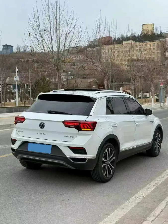 2021 Volkswagen T-Roc 1.4T 150HP L4 7DCT,autocango,china used car exporter,china ev exporter,chinese used car exporter,chinese used ev exporter