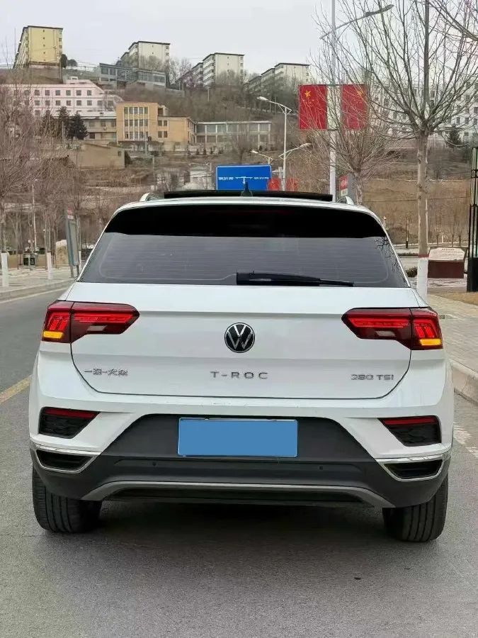 2021 Volkswagen T-Roc 1.4T 150HP L4 7DCT,autocango,china used car exporter,china ev exporter,chinese used car exporter,chinese used ev exporter