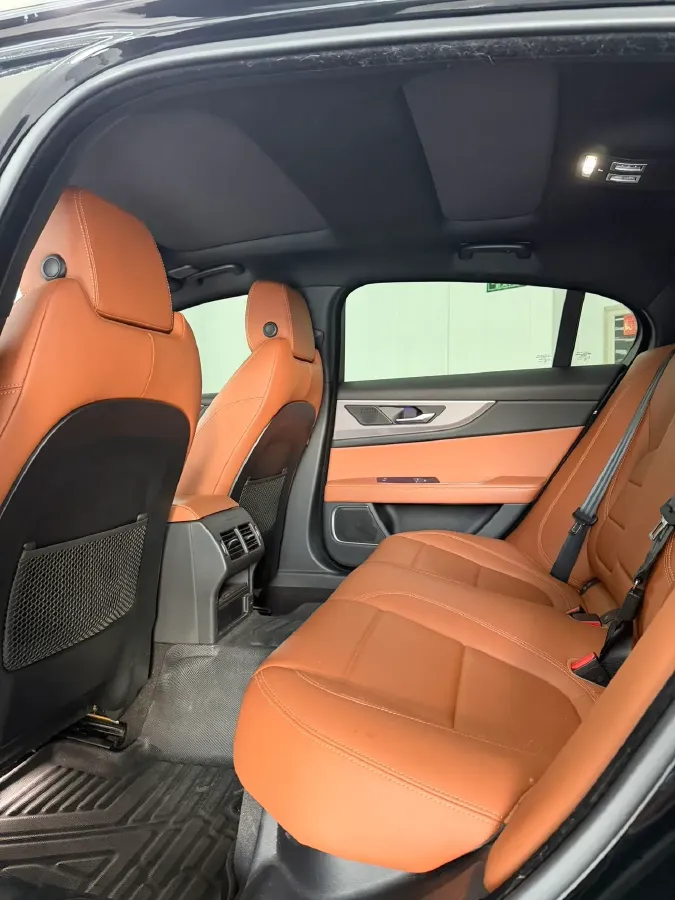 2021 Jaguar XEL 2.0T 250HP L4 8AT,autocango,china used car exporter,china ev exporter,chinese used car exporter,chinese used ev exporter