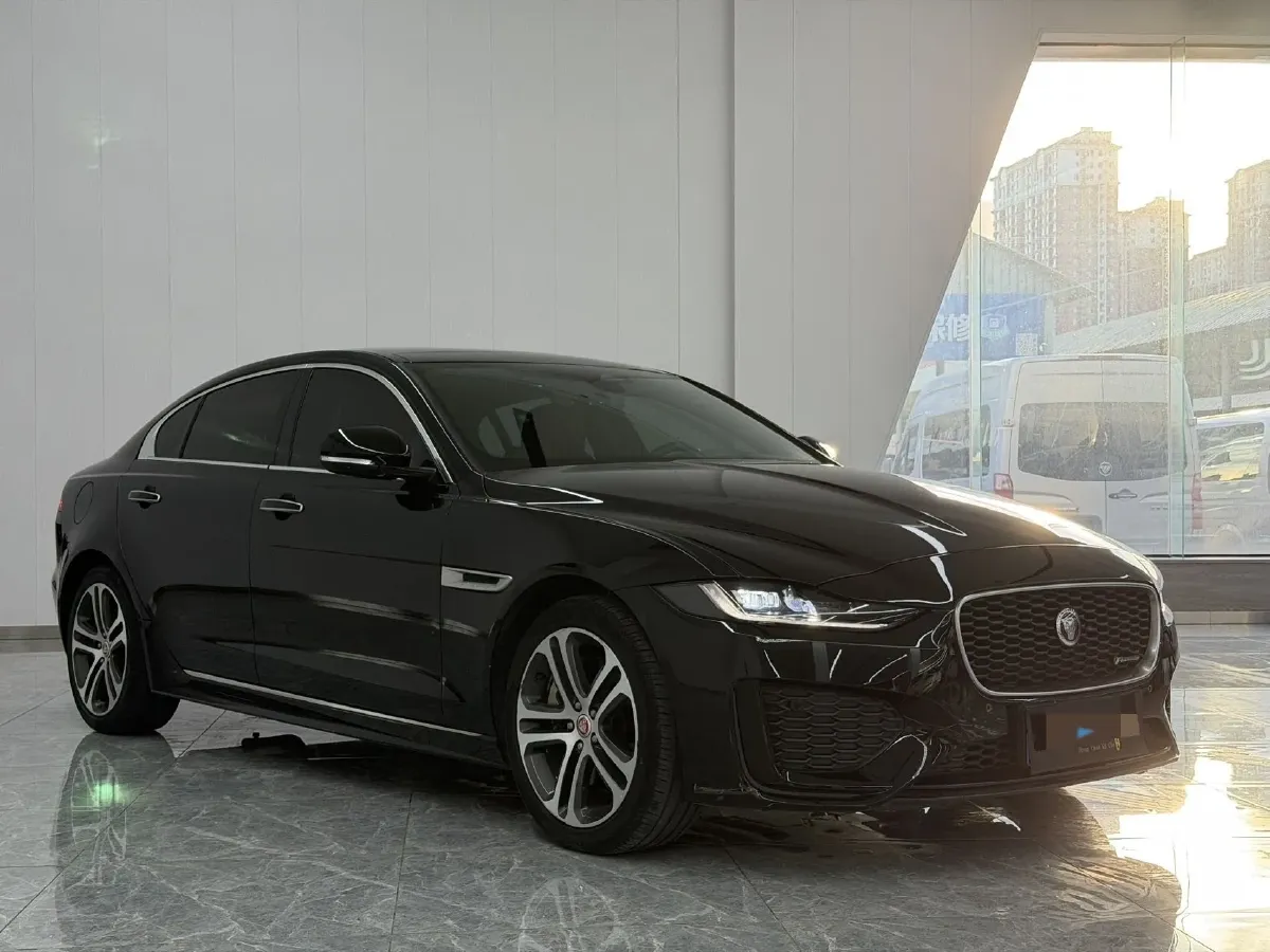 2021 Jaguar XEL 2.0T 250HP L4 8AT,autocango,china used car exporter,china ev exporter,chinese used car exporter,chinese used ev exporter