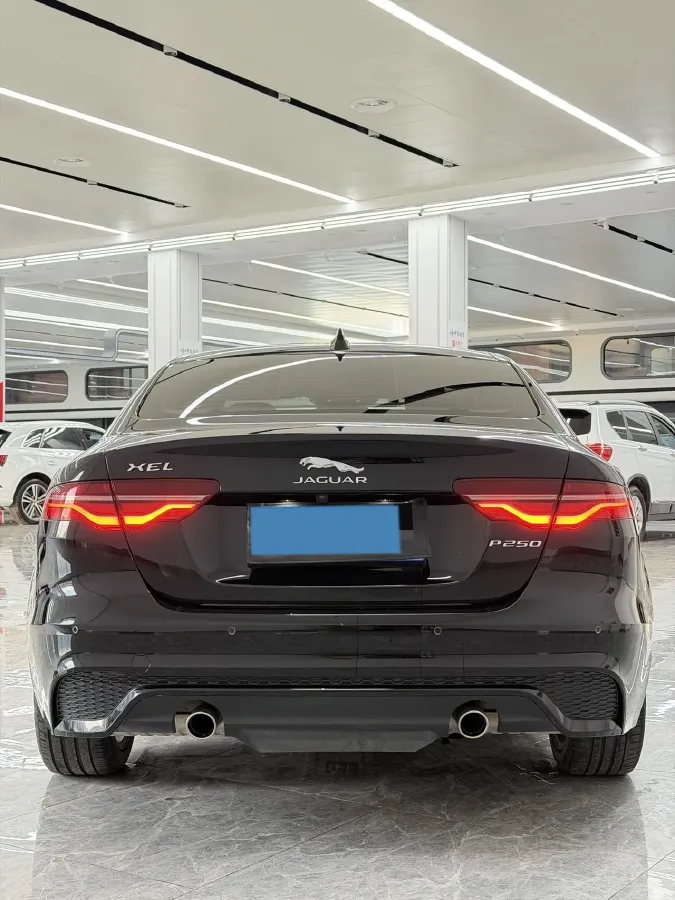2021 Jaguar XEL 2.0T 250HP L4 8AT,autocango,china used car exporter,china ev exporter,chinese used car exporter,chinese used ev exporter