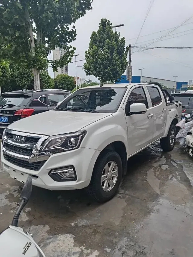 2022 Isuzu RE-MAX Jim 2.8T 120HP L4 5MT,autocango,china used car exporter,china ev exporter,chinese used car exporter,chinese used ev exporter