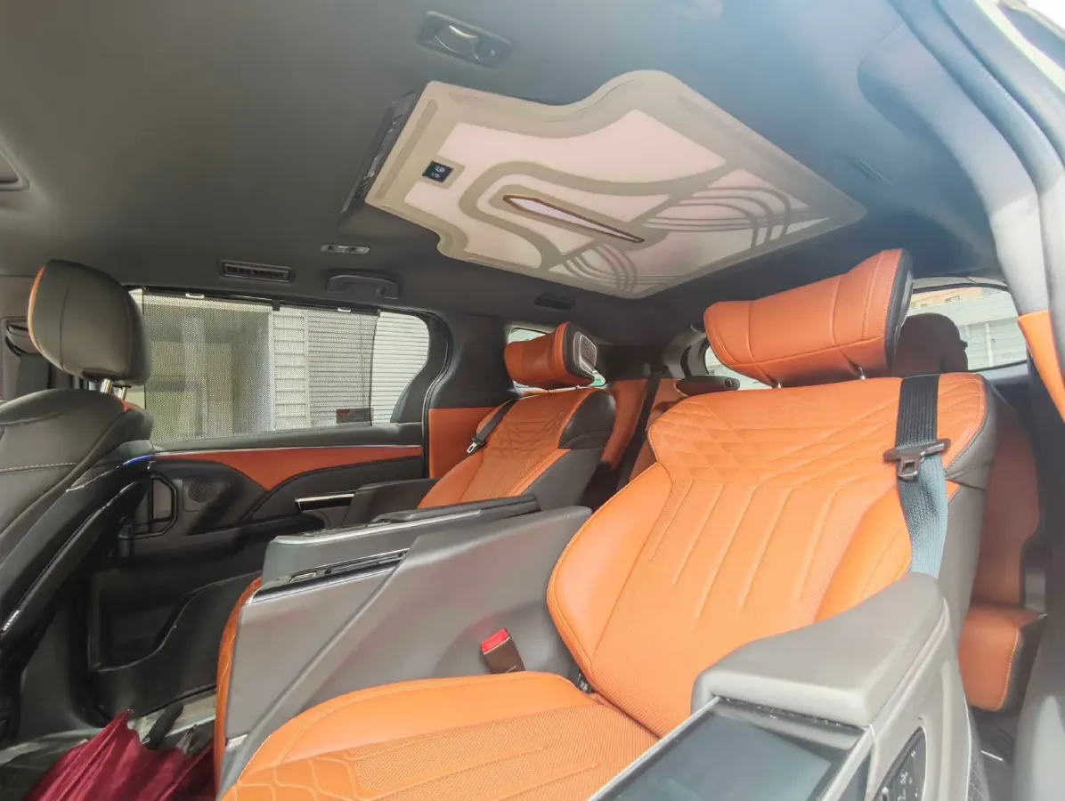 2024 Toyota Sienna 2.5L 189HP L4 E-CVT Hybrid,autocango,china used car exporter,china ev exporter,chinese used car exporter,chinese used ev exporter