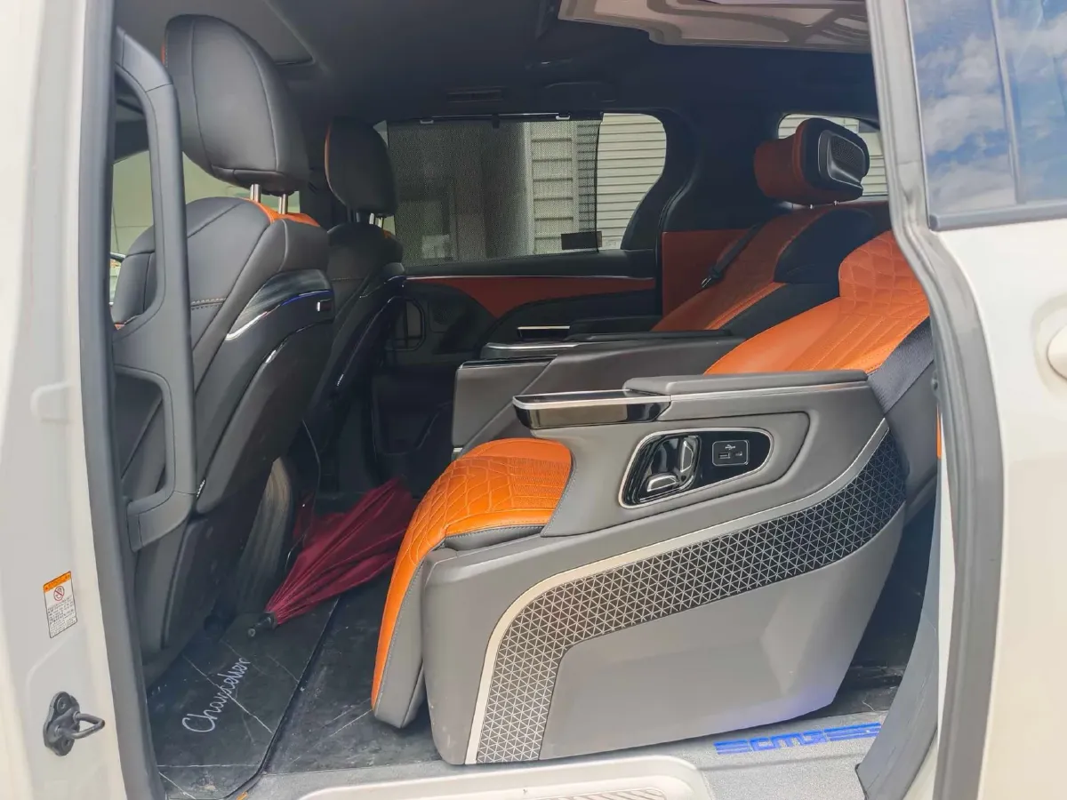 2024 Toyota Sienna 2.5L 189HP L4 E-CVT Hybrid,autocango,china used car exporter,china ev exporter,chinese used car exporter,chinese used ev exporter