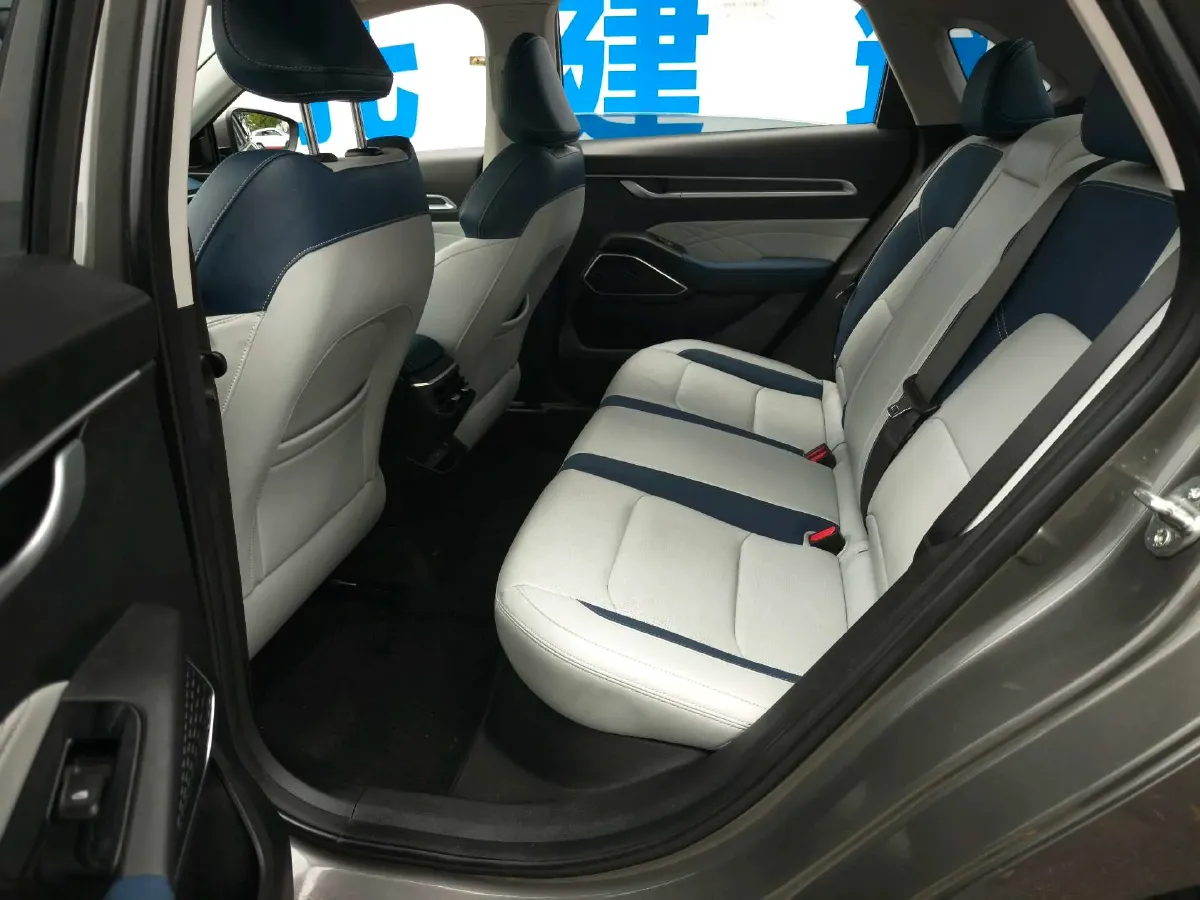 2022 Geely Emgrand 1.5L 114HP L4 CVT,autocango,china used car exporter,china ev exporter,chinese used car exporter,chinese used ev exporter