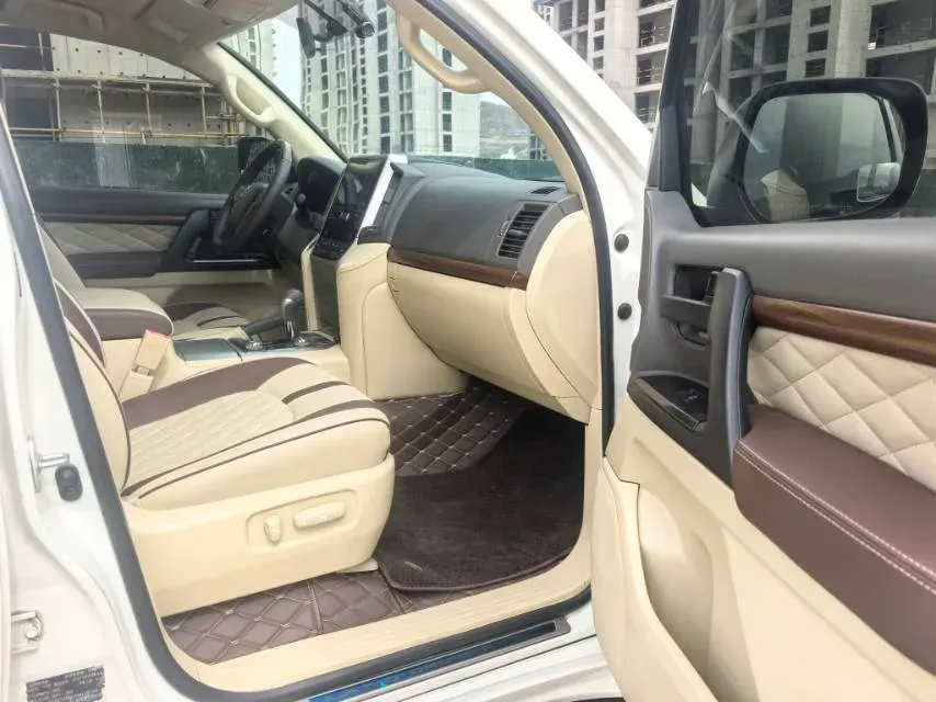 2015 Toyota Land Cruiser 4.0L 275HP V6 5AT,autocango,china used car exporter,china ev exporter,chinese used car exporter,chinese used ev exporter