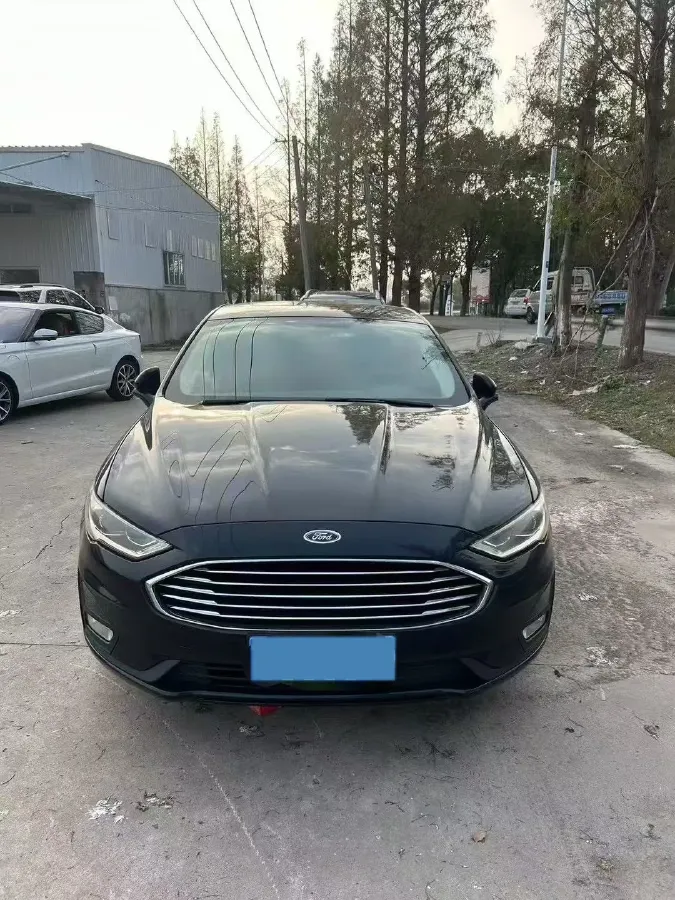 2020 Ford Mondeo 2.0T 207HP L4 6AT,autocango,china used car exporter,china ev exporter,chinese used car exporter,chinese used ev exporter