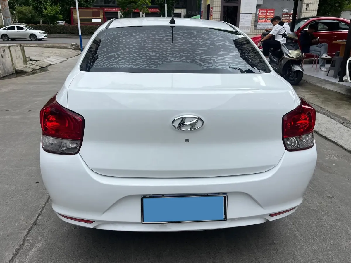 2017 Hyundai Reina 1.4L 95HP L4 5MT,autocango,china used car exporter,china ev exporter,chinese used car exporter,chinese used ev exporter