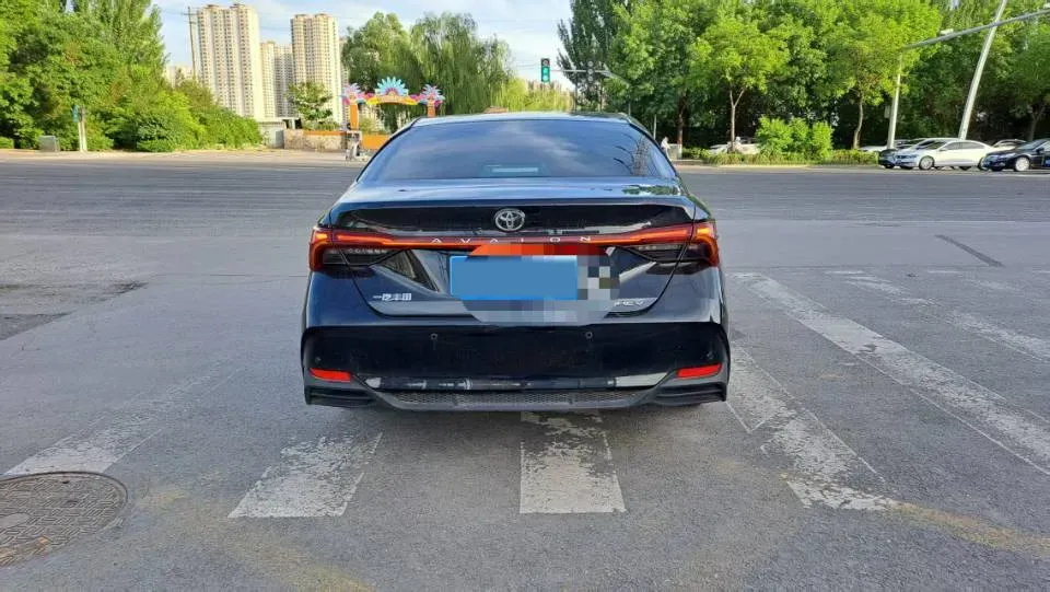 2024 Toyota Avalon 2.0L 152HP L4 E-CVT Hybrid,autocango,china used car exporter,china ev exporter,chinese used car exporter,chinese used ev exporter