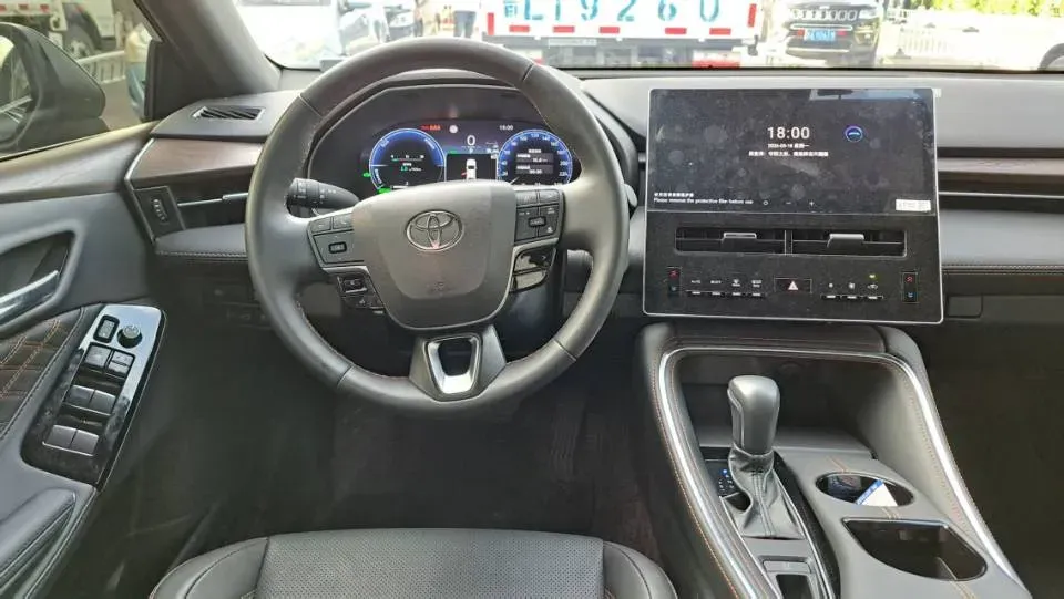 2024 Toyota Avalon 2.0L 152HP L4 E-CVT Hybrid,autocango,china used car exporter,china ev exporter,chinese used car exporter,chinese used ev exporter