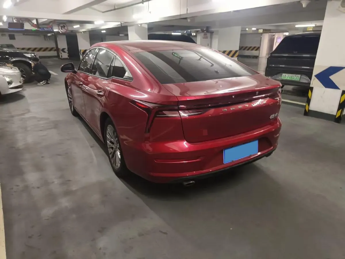 2021 Bestune B70 1.5T 169HP L4 7DCT,autocango,china used car exporter,china ev exporter,chinese used car exporter,chinese used ev exporter