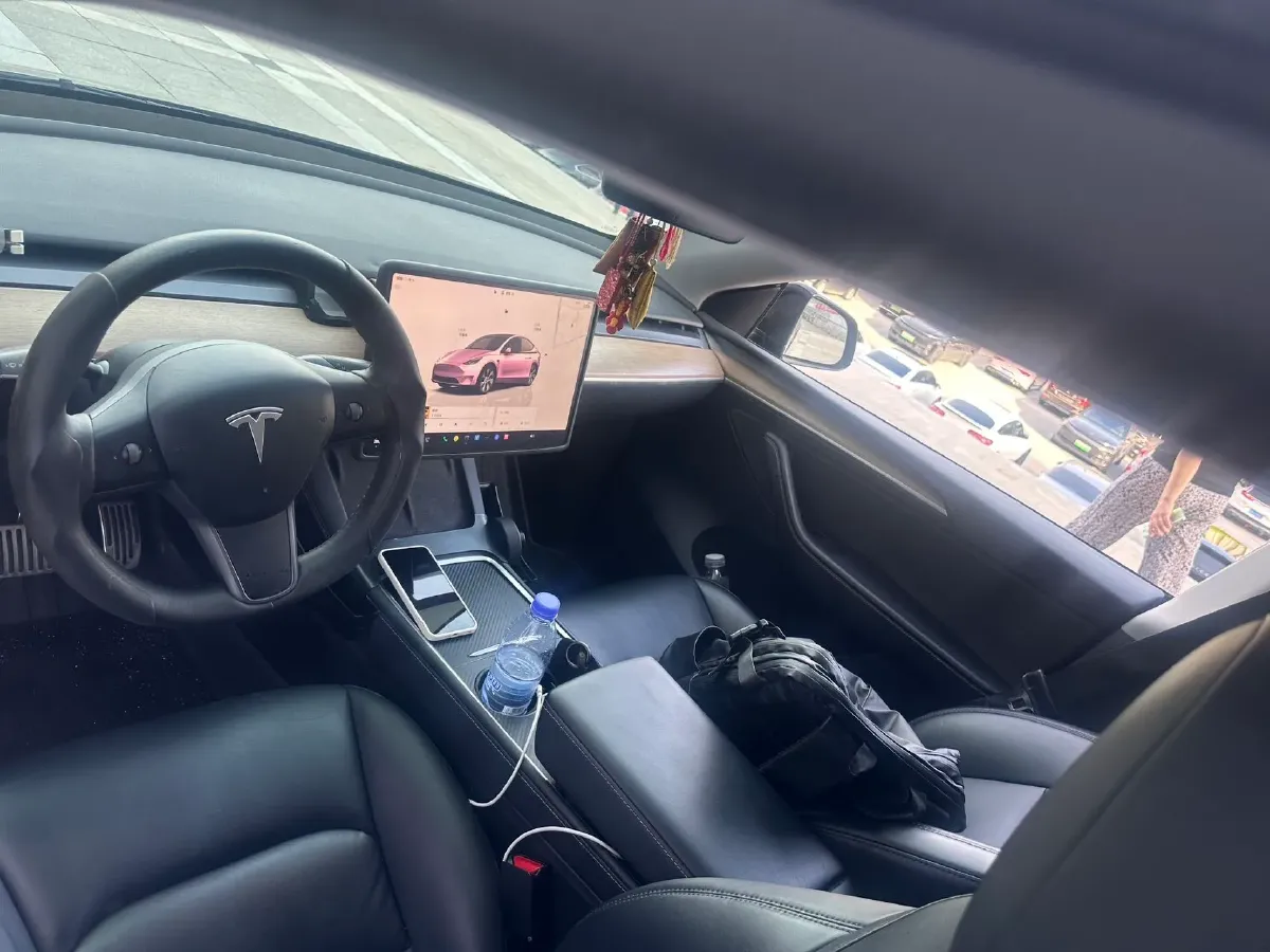 2022 Tesla Model Y BEV 60KWH,autocango,china used car exporter,china ev exporter,chinese used car exporter,chinese used ev exporter