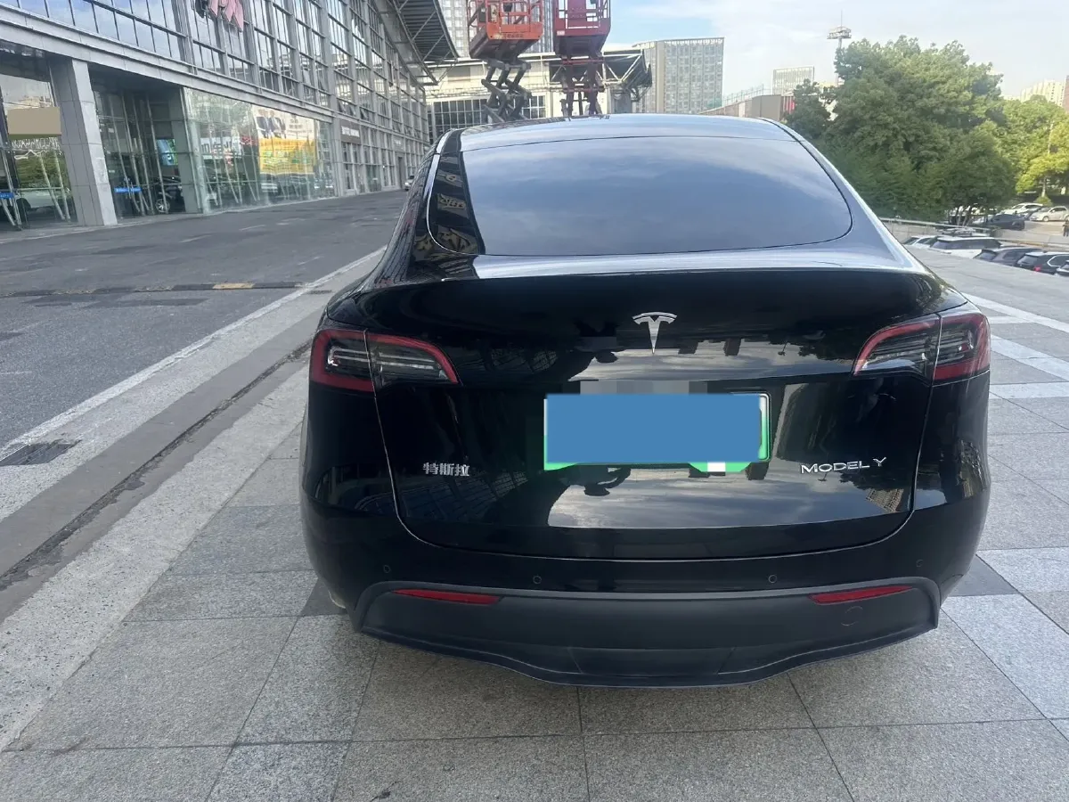 2022 Tesla Model Y BEV 60KWH,autocango,china used car exporter,china ev exporter,chinese used car exporter,chinese used ev exporter