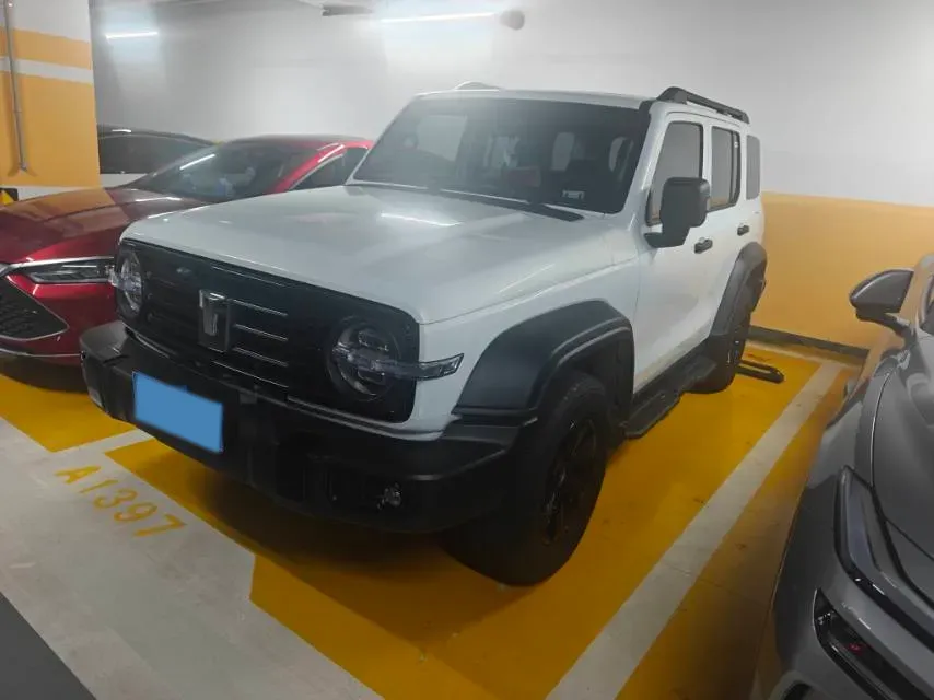 2024 Tank 300 2.0T 227HP L4 8AT,autocango,china used car exporter,china ev exporter,chinese used car exporter,chinese used ev exporter