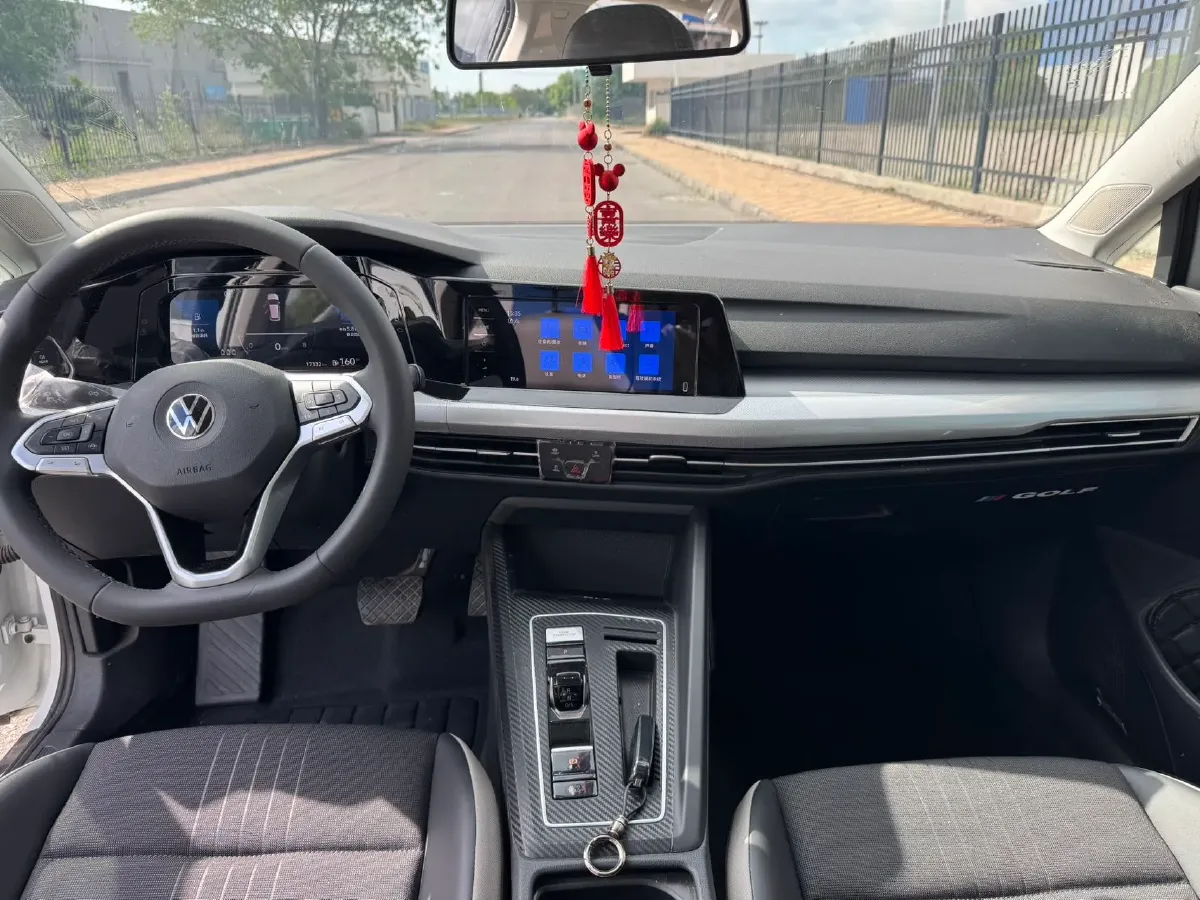 2023 Volkswagen Golf 1.4T 150HP L4 7DCT,autocango,china used car exporter,china ev exporter,chinese used car exporter,chinese used ev exporter