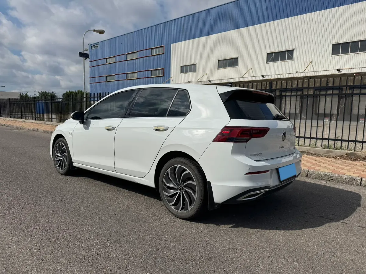 2023 Volkswagen Golf 1.4T 150HP L4 7DCT,autocango,china used car exporter,china ev exporter,chinese used car exporter,chinese used ev exporter