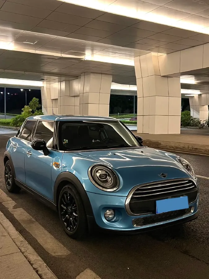 2019 MINI MINI 1.5T 102HP L3 7DCT,autocango,china used car exporter,china ev exporter,chinese used car exporter,chinese used ev exporter