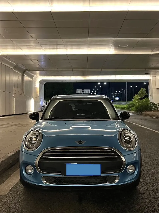 2019 MINI MINI 1.5T 102HP L3 7DCT,autocango,china used car exporter,china ev exporter,chinese used car exporter,chinese used ev exporter