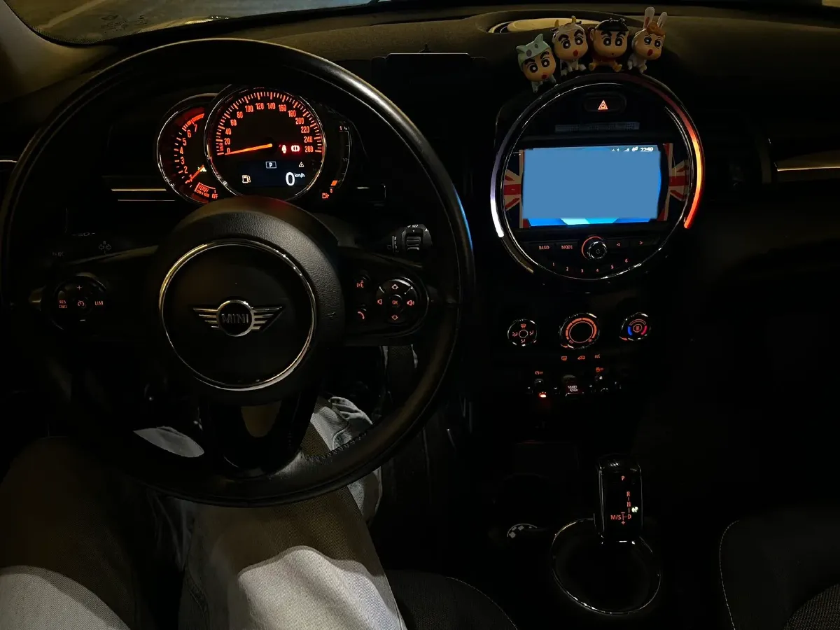 2019 MINI MINI 1.5T 102HP L3 7DCT,autocango,china used car exporter,china ev exporter,chinese used car exporter,chinese used ev exporter
