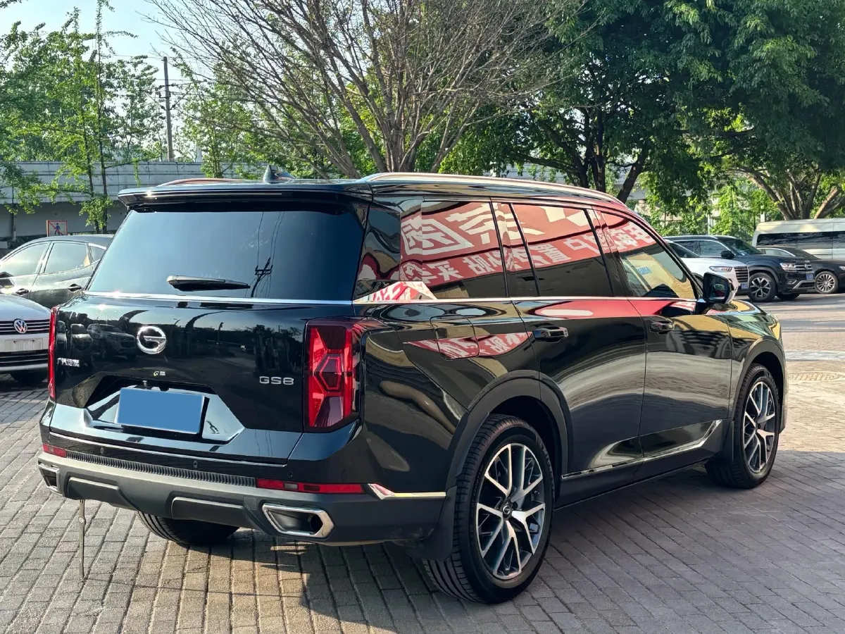 2022 GAC Trumpchi GS8 2.0T 252HP L4 8AT,autocango,china used car exporter,china ev exporter,chinese used car exporter,chinese used ev exporter