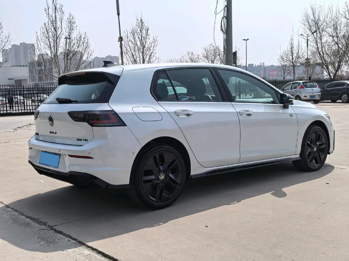 2025 Volkswagen Golf 1.5T 160HP L4 7DCT,autocango,china used car exporter,china ev exporter,chinese used car exporter,chinese used ev exporter